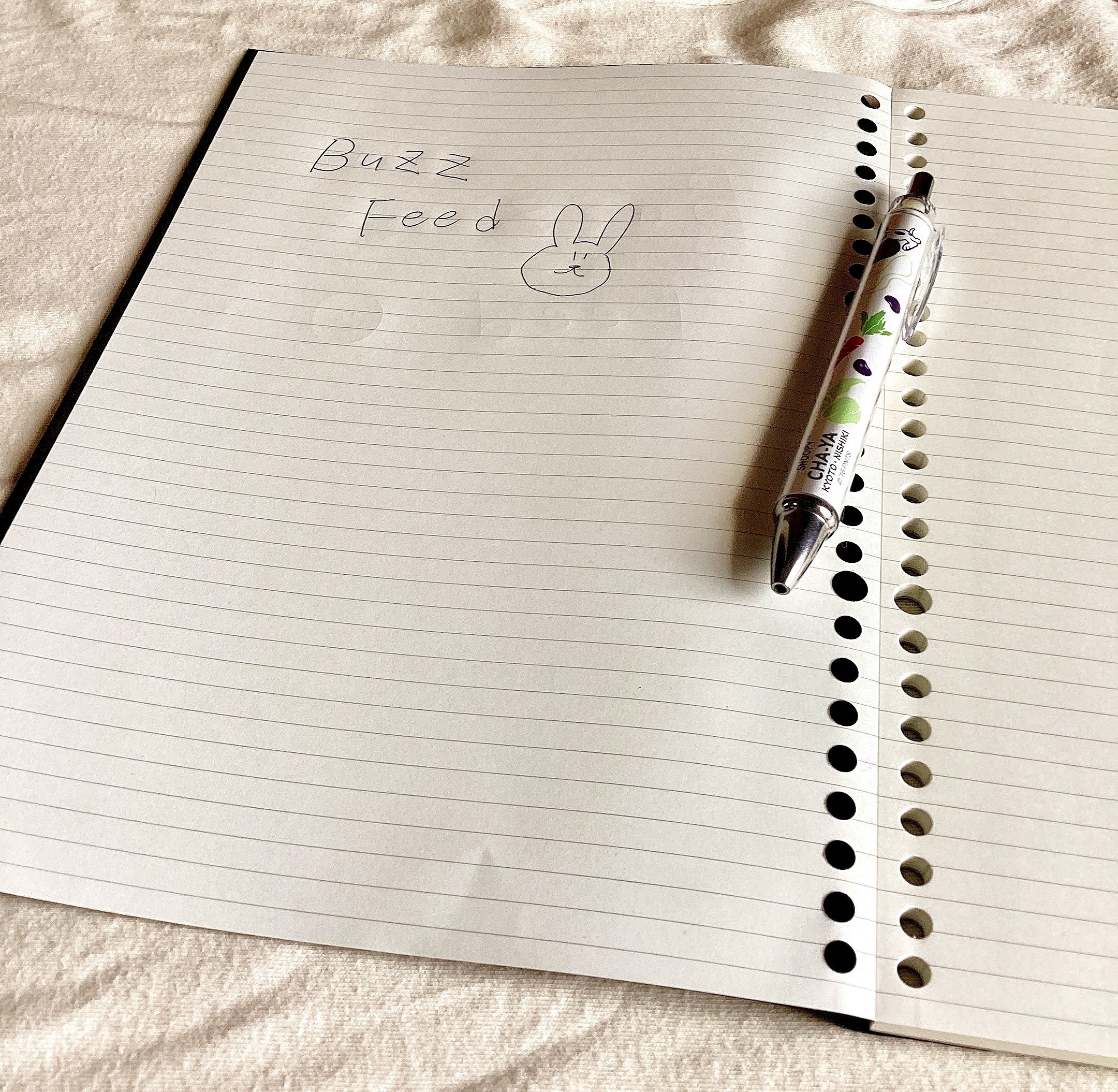 無印良品でオススメの文房具「ノート型はがせるルーズリーフ」