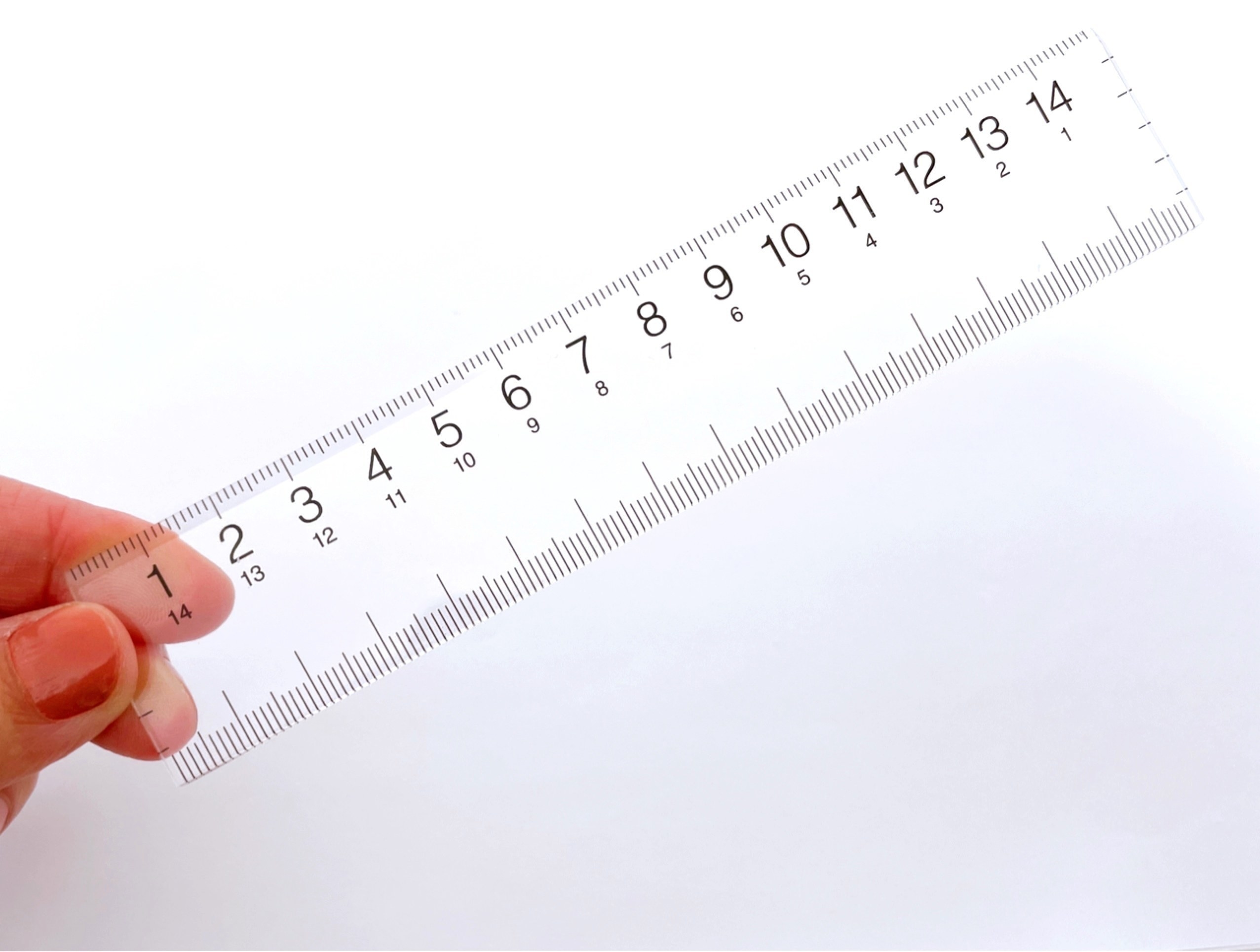 無印良品でオススメの文房具「アクリルクリア定規 15cm」