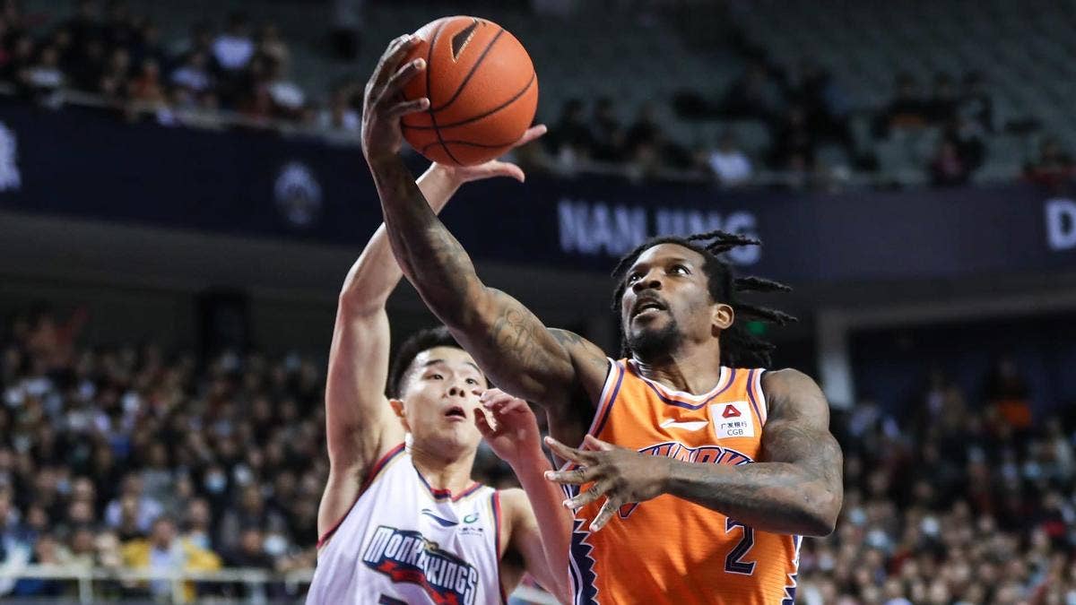 The Chinese Basketball Association on Monday announced that the Shanghai Sharks and the Jiangsu Dragons are disqualified from the playoffs for "fixing" games.
