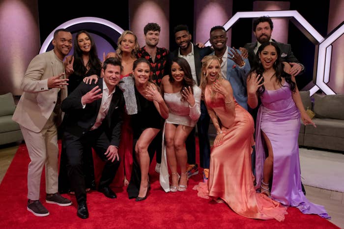 The cast of Season 4 of Love is Bling posing for a group photo