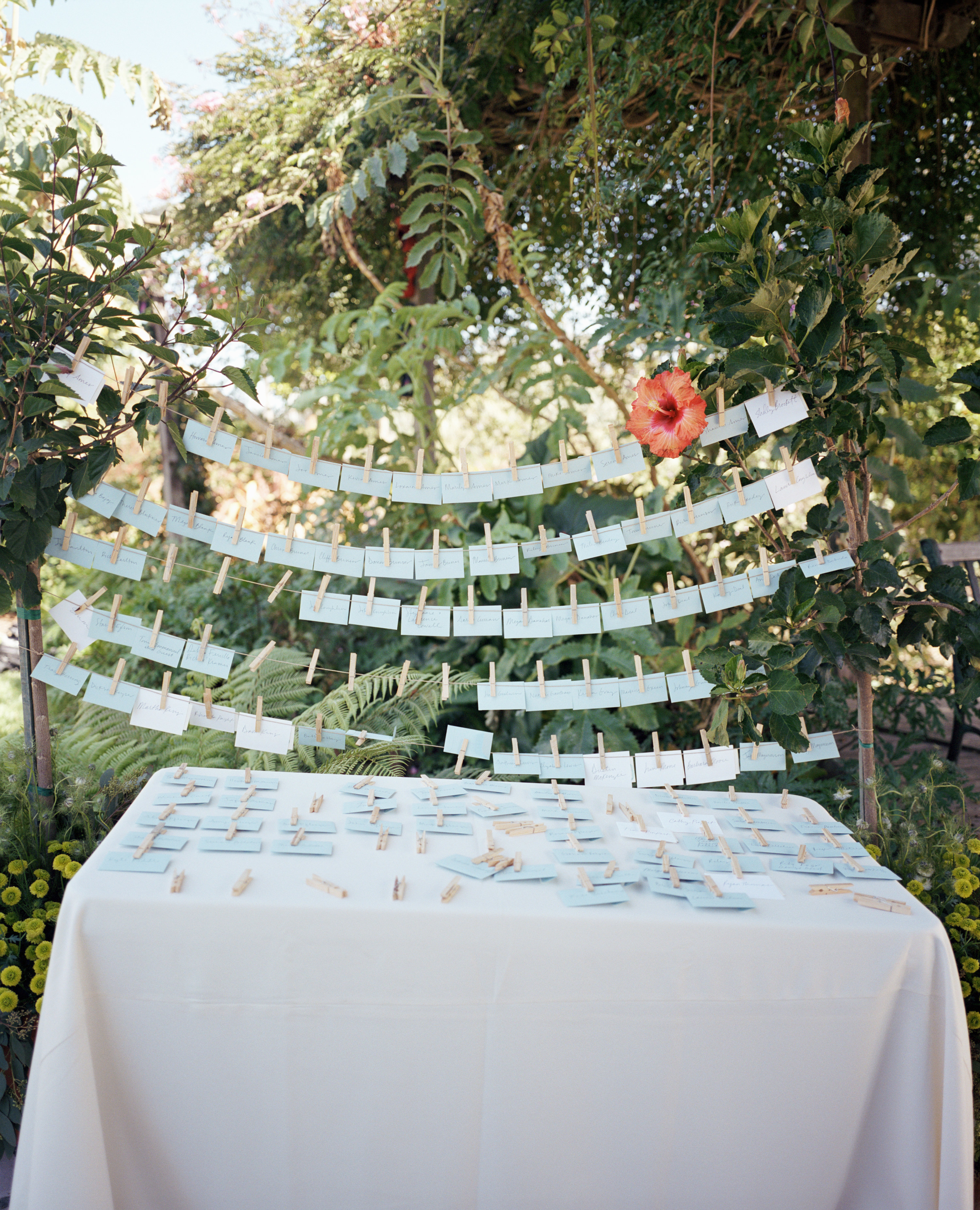 seating card display