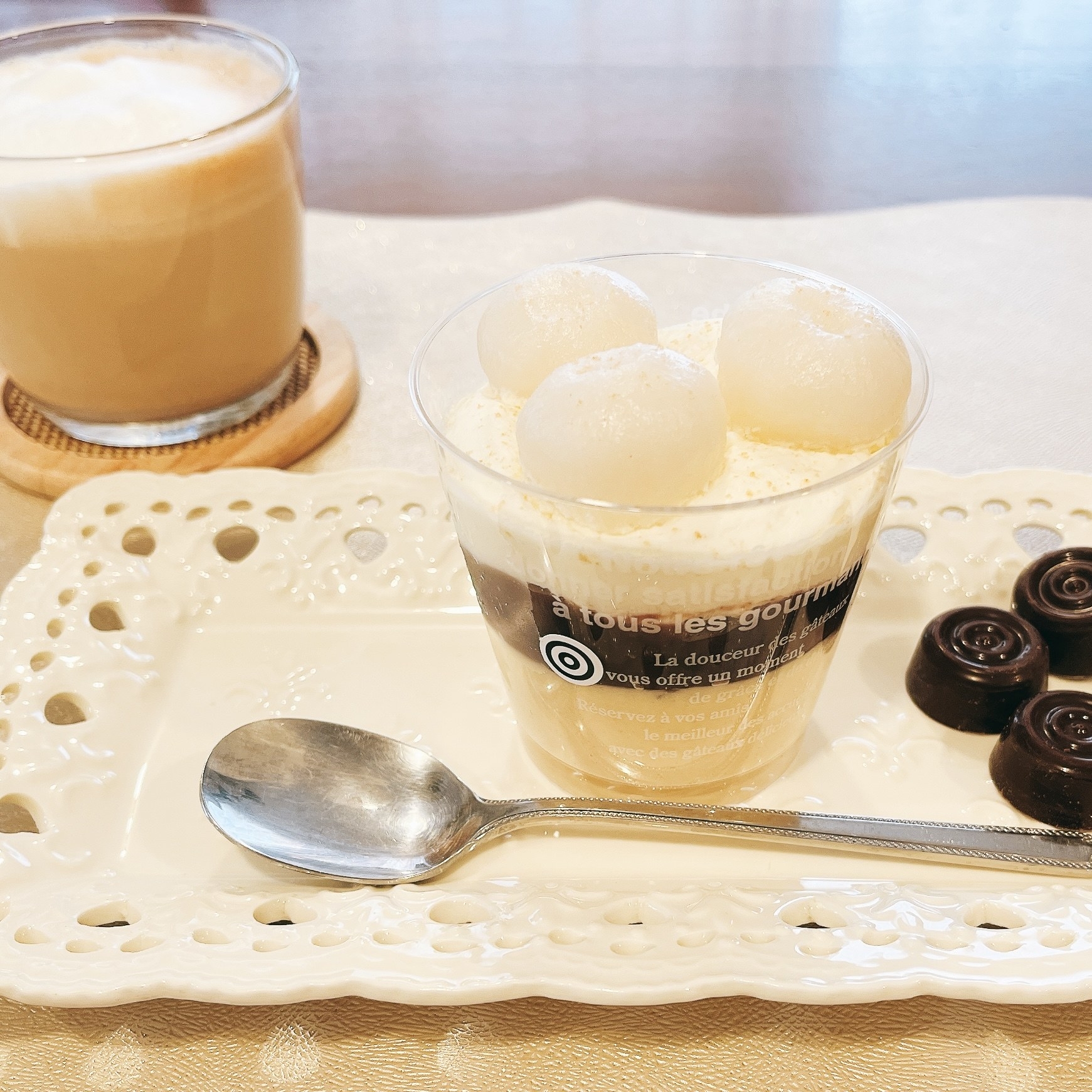 成城石井のおすすめのスイーツ「きな粉ムースと羽二重餅のぜんざい風パルフェ」