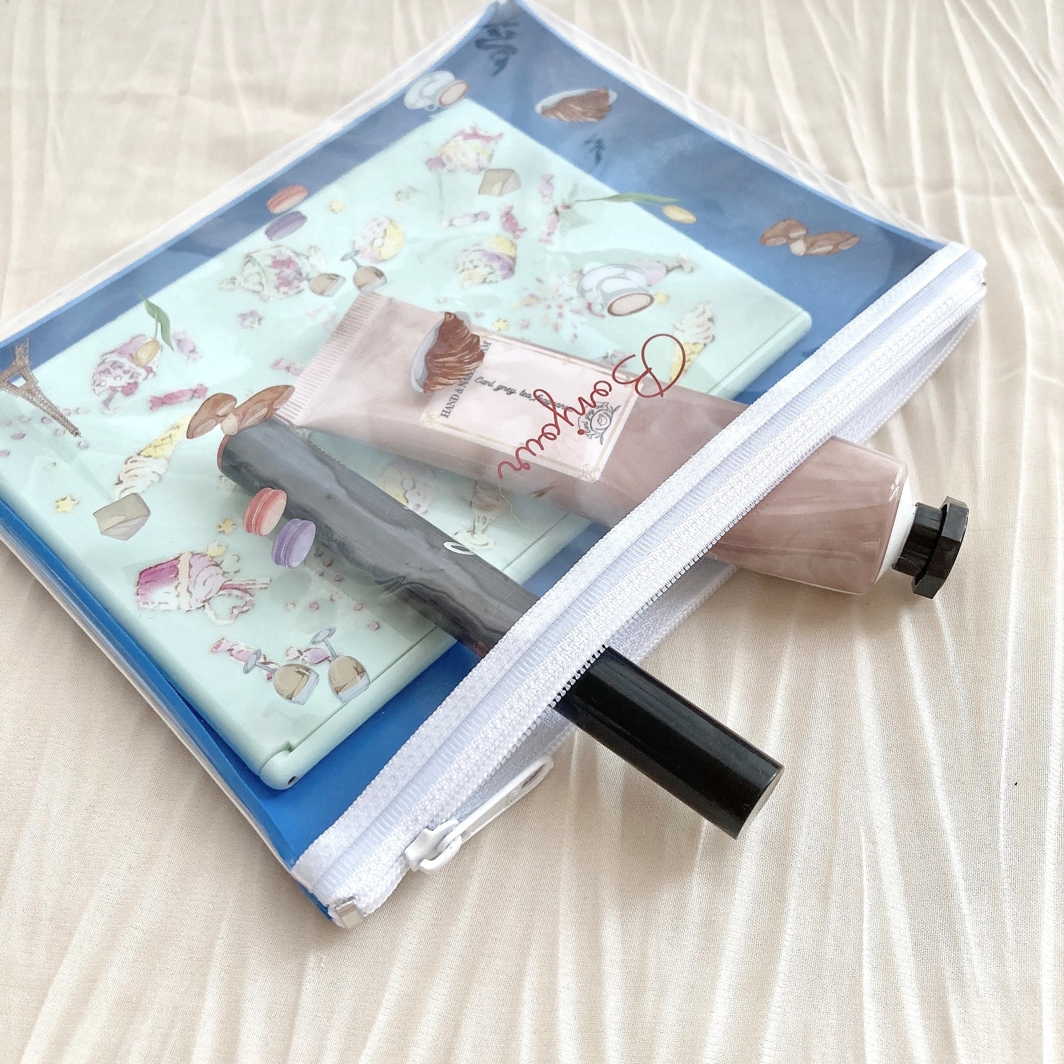 LOFT(ロフト)で見つけたオススメの文房具セット「Travel to a cafe コンプリートセット フランス」