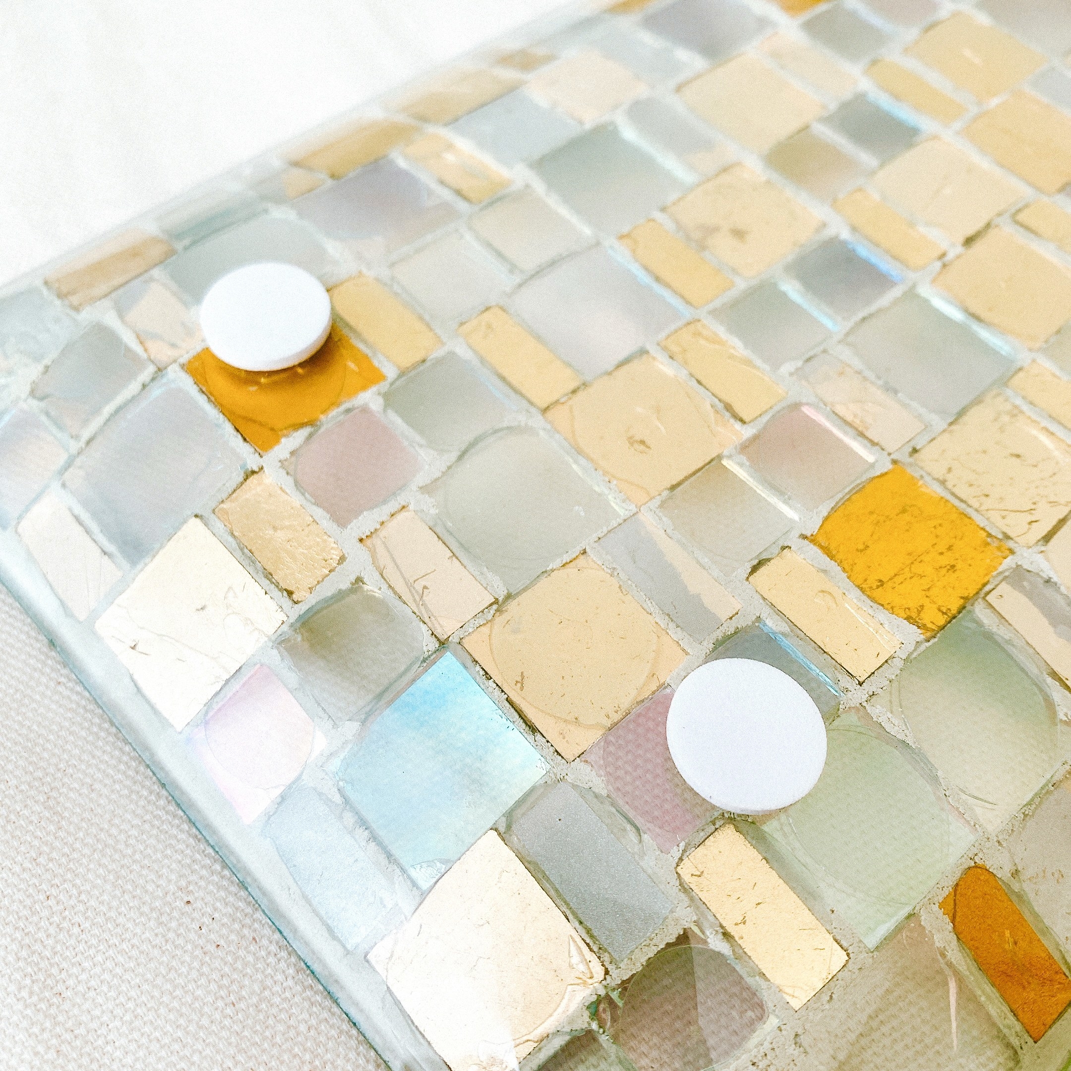 ニトリのおすすめのインテリア「モザイクプレート（レクタングル SU）」