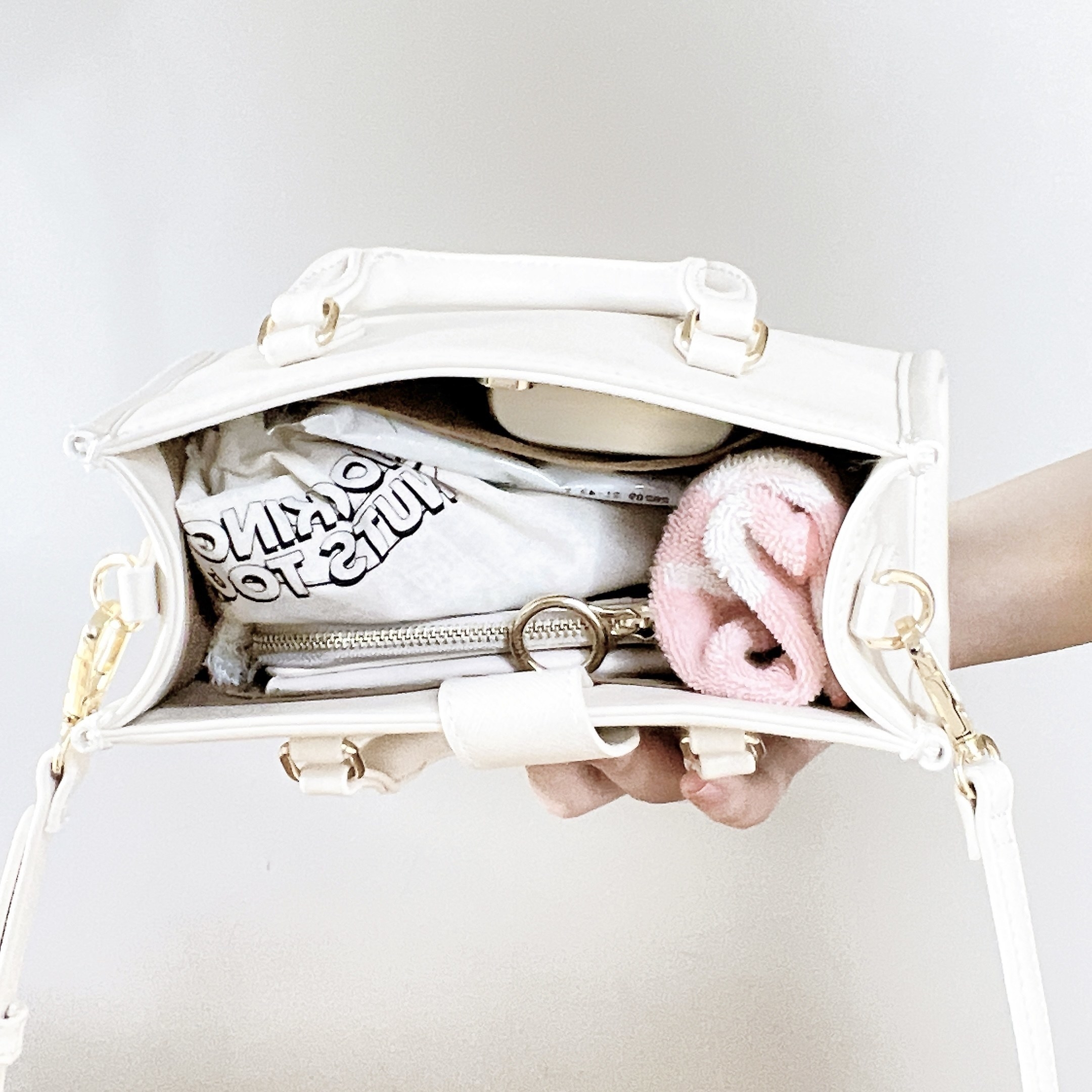 niko and&hellip;（ニコアンド）のおすすめのバッグ「2WAYスクエアトートバッグ［tiny tiny（ティニーティニー）］」