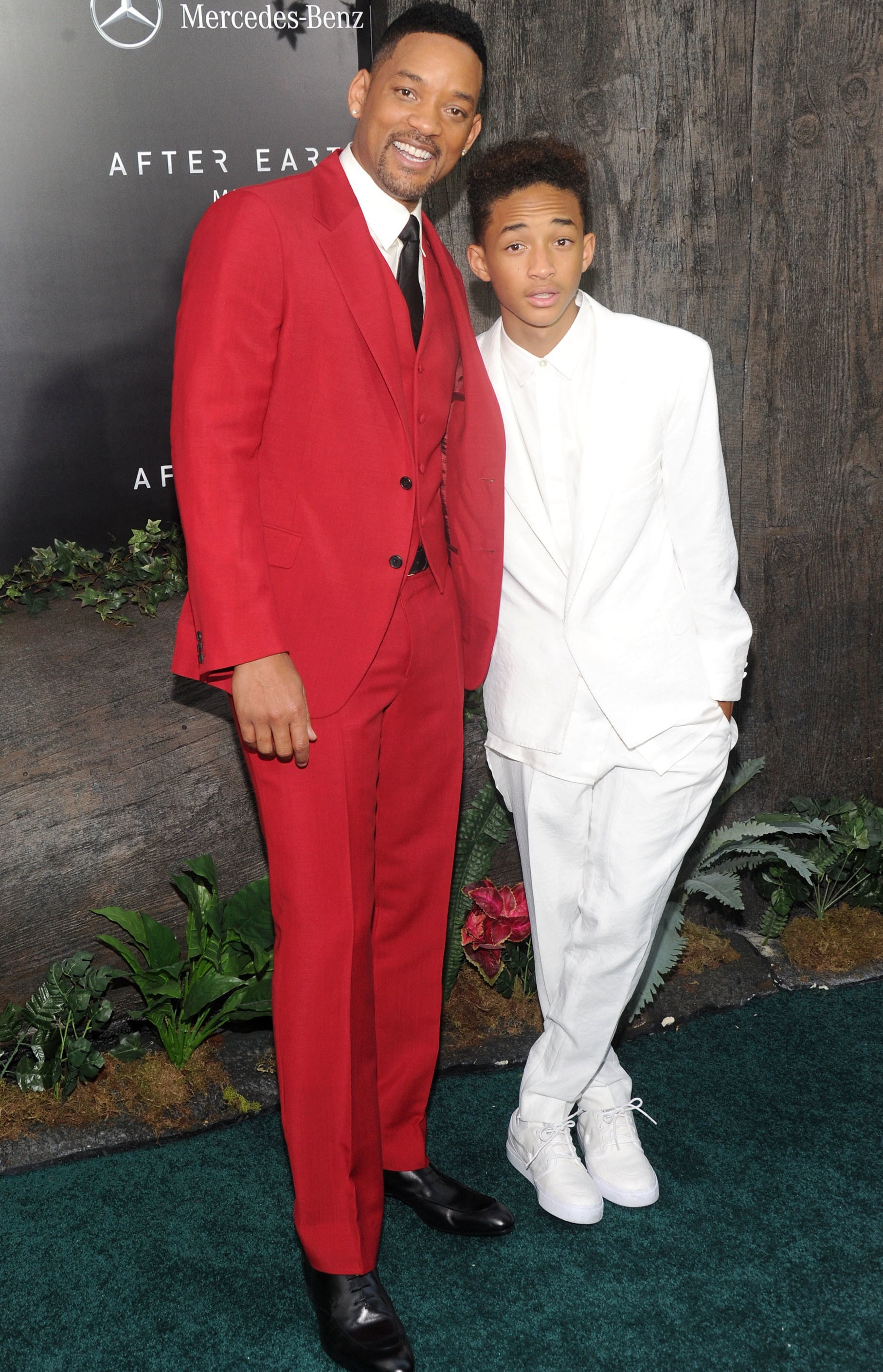 Will Smith Joins Son Jaden on Stage at Coachella – The Hollywood Reporter