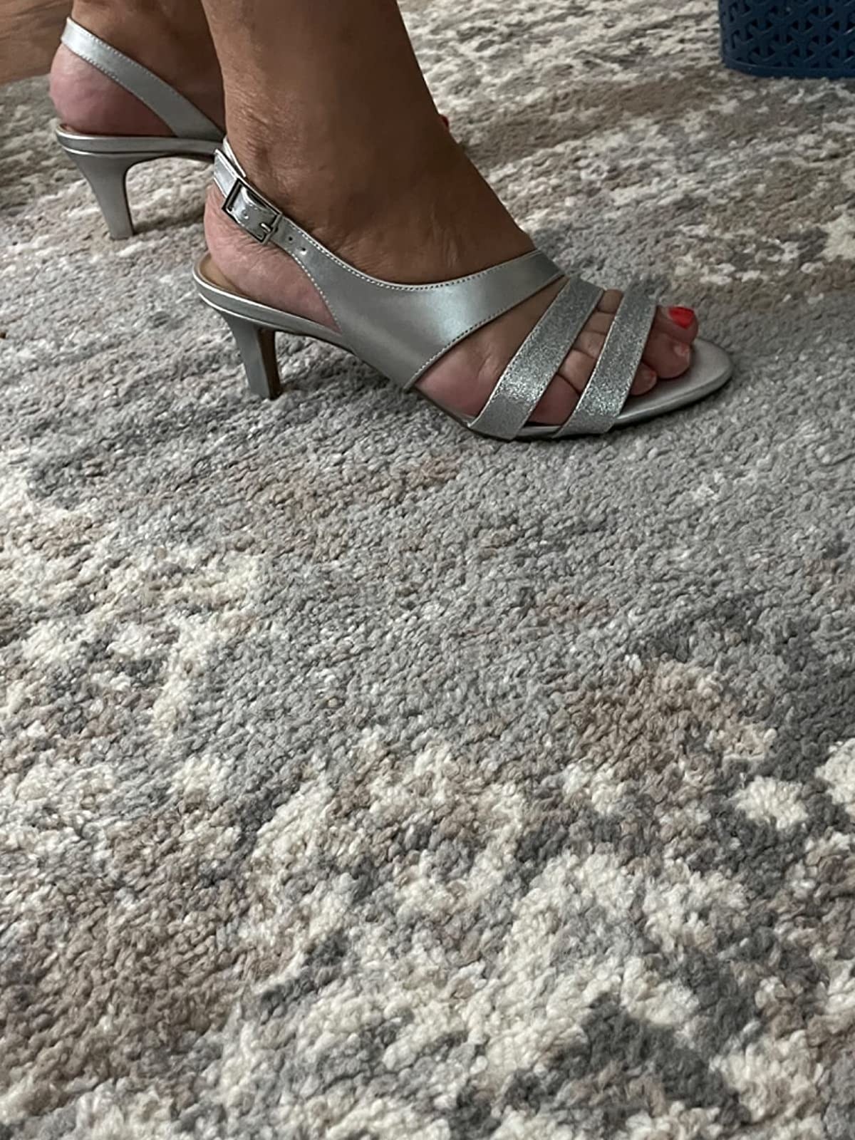 DB Studio Flat Silver Dress Sandals – DaisyRoadBoutique