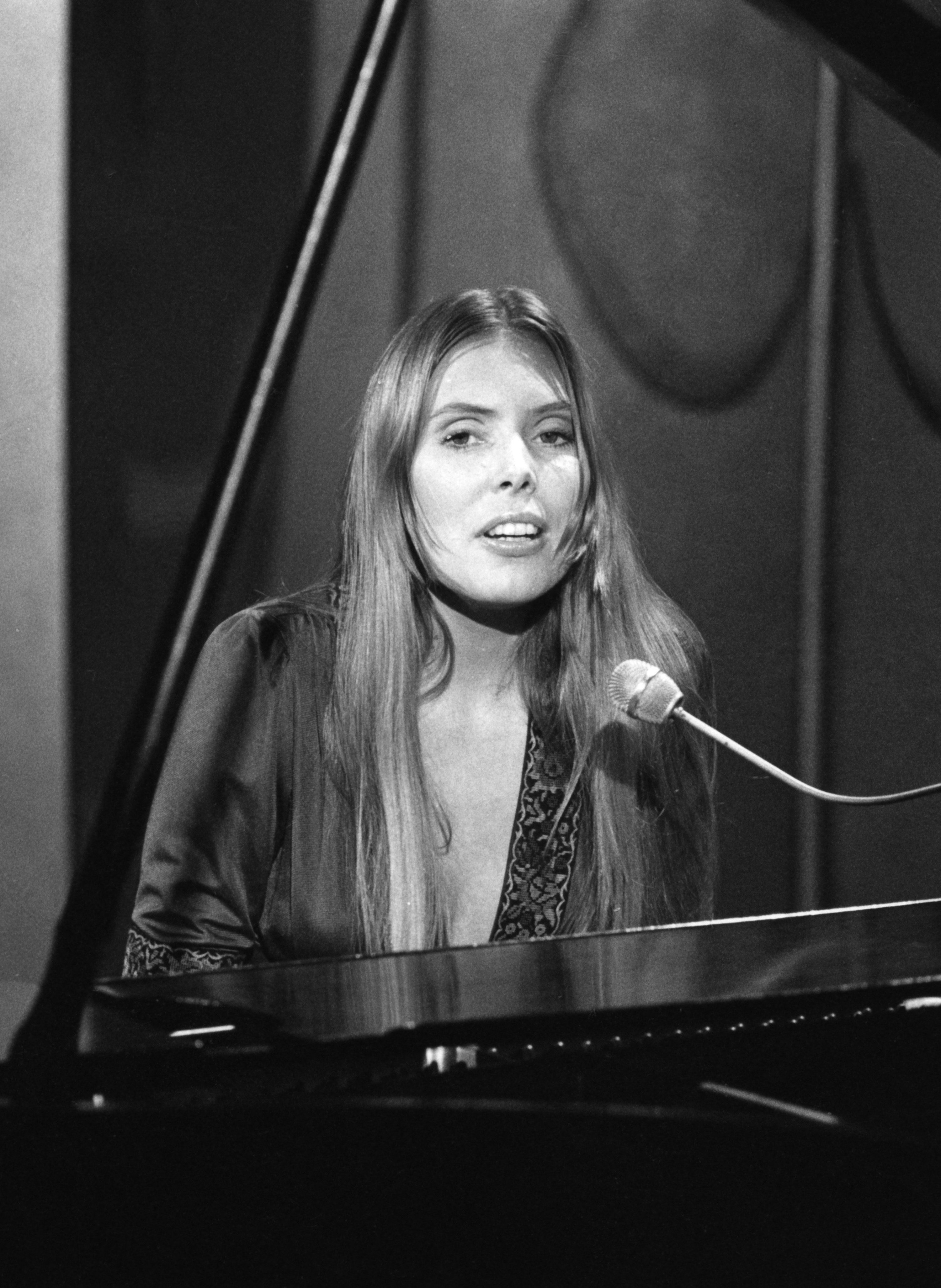 Closeup of Joni Mitchell