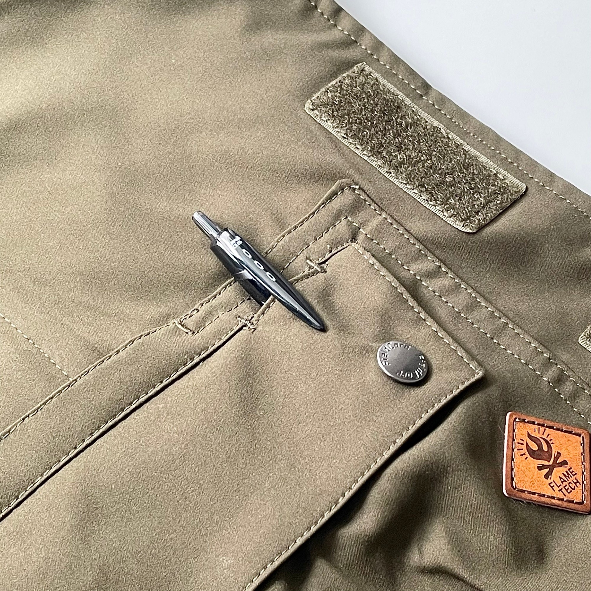 ワークマン(WORKMAN)のおすすめのメンズアイテム「フレイムテック(R)アウトドアワークベスト」