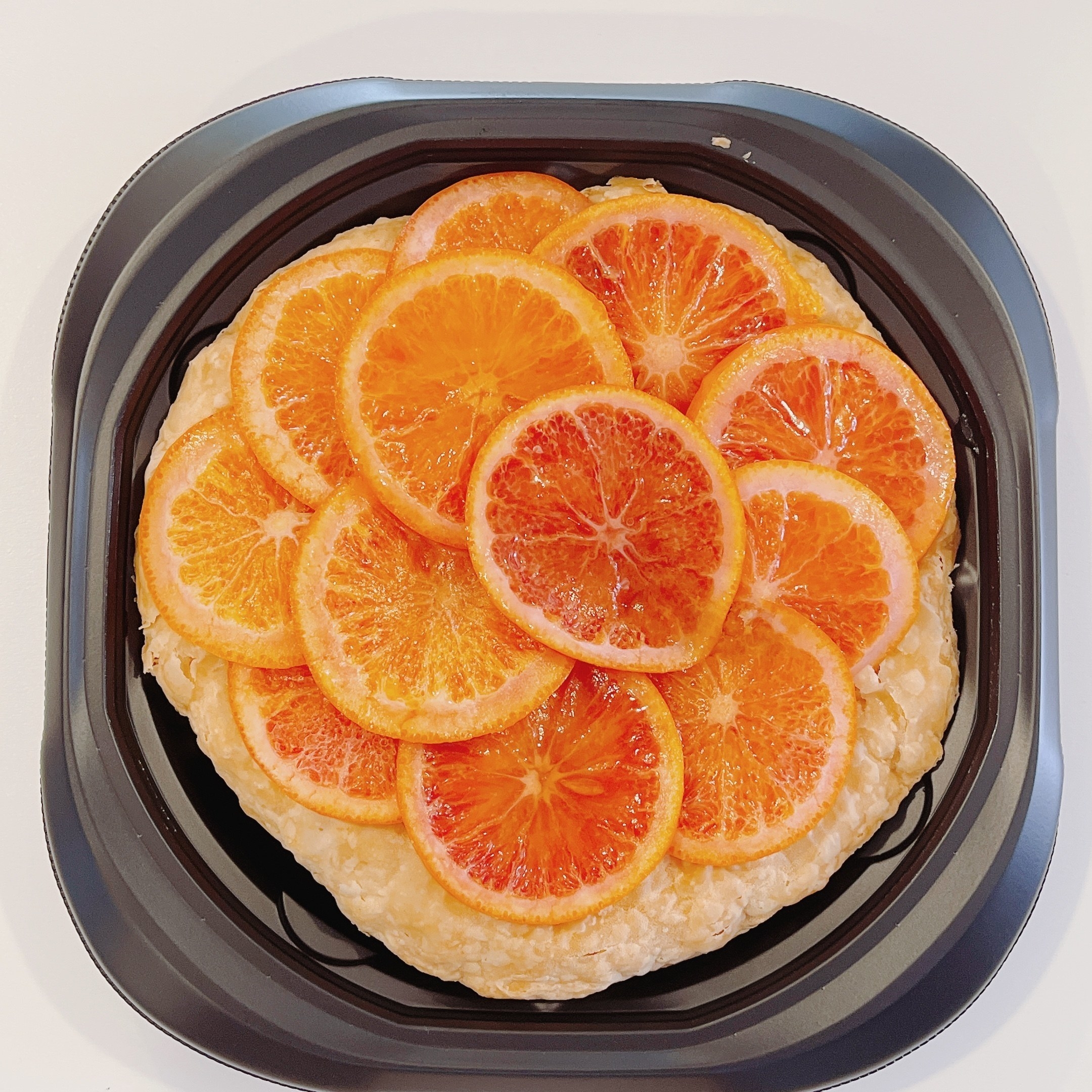 成城石井のおすすめスイーツ「愛媛県西宇和産ブラッドオレンジを丸ごと使用したシトラスパイ」