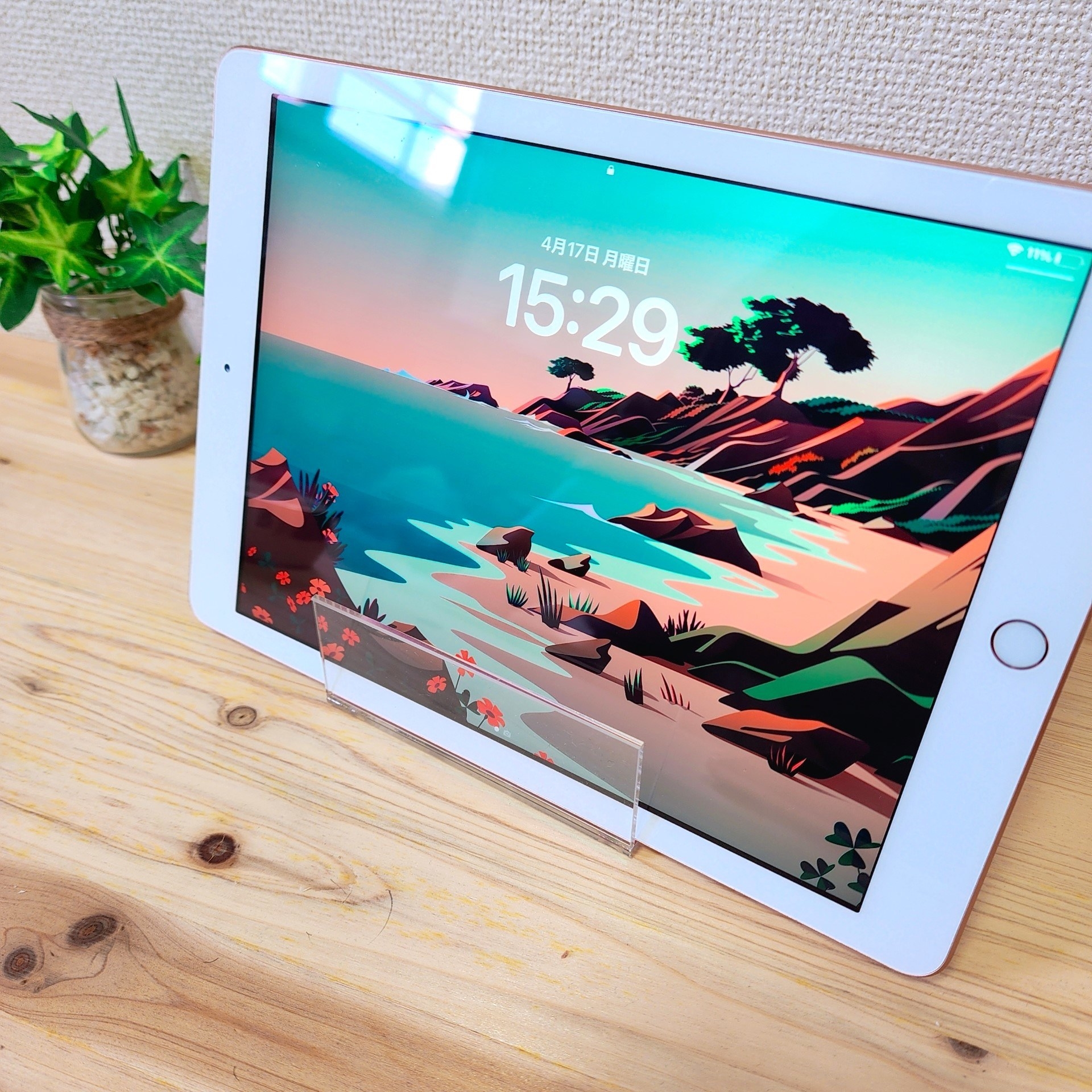 LOFT（ロフト）のおすすめ雑貨「ルミリア ペン＆スマホスタンド」