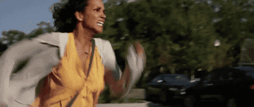 Halle Berry runs down the street as Karla Dyson in "Kidnap"