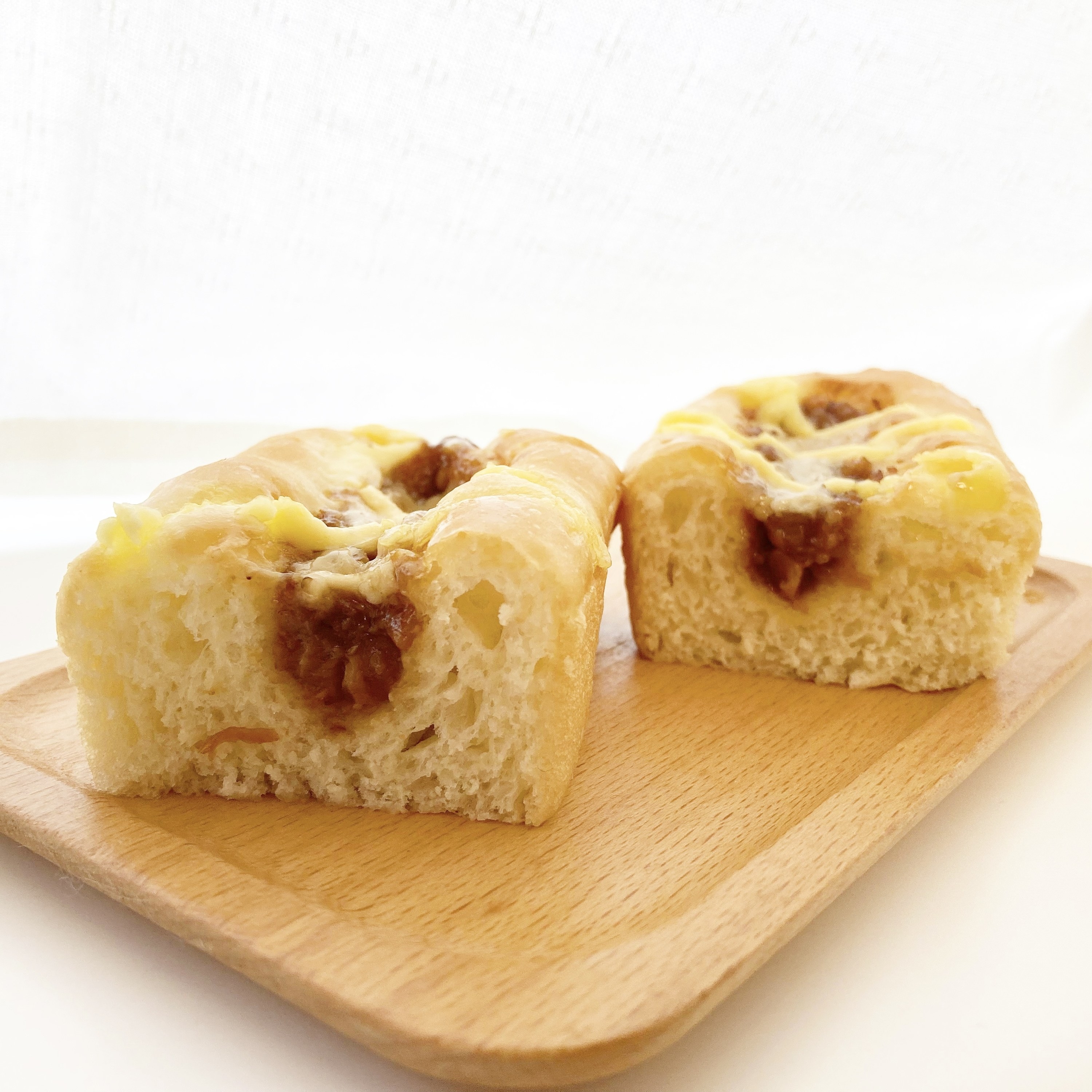 FamilyMart（ファミリーマート）のおすすめ惣菜パン「和風てりやきチキン（焙煎ごまマヨ）」