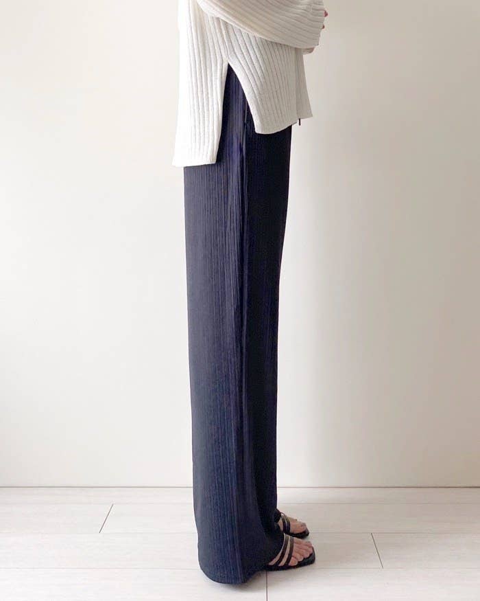 GU（ジーユー）のオススメのファッション「リブプルオンパンツ(丈標準68.0～72.0cm)」のコーディネート