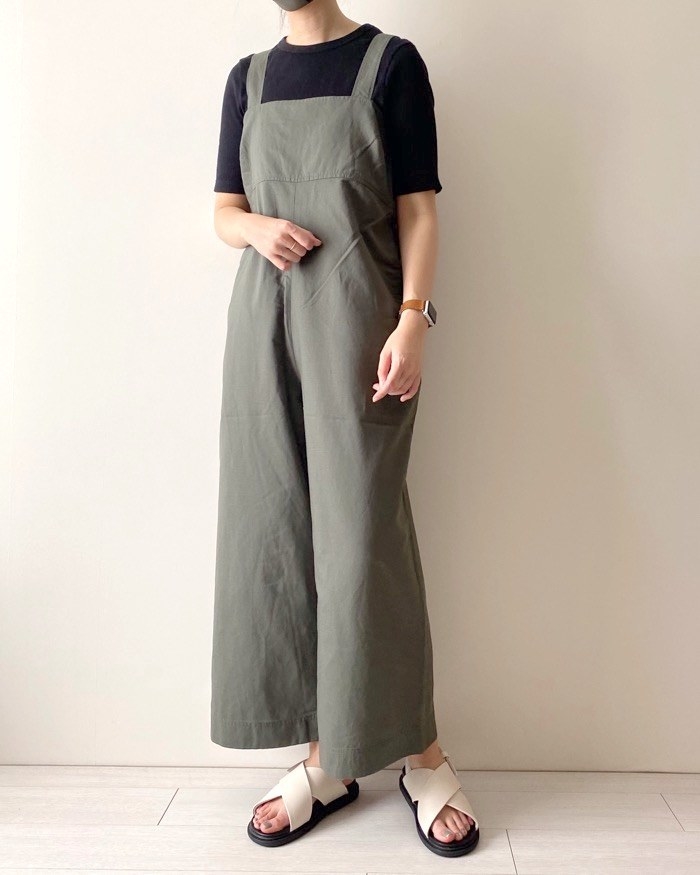 UNIQLO（ユニクロ）のおすすめファッション「リネンブレンドサロペット」