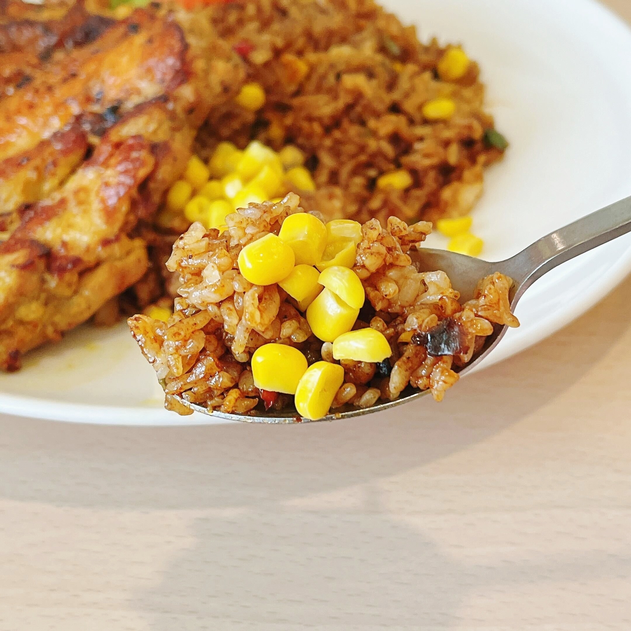 ジョナサンのオススメのメニュー「タンドリーチキン＆メキシカンピラフ」