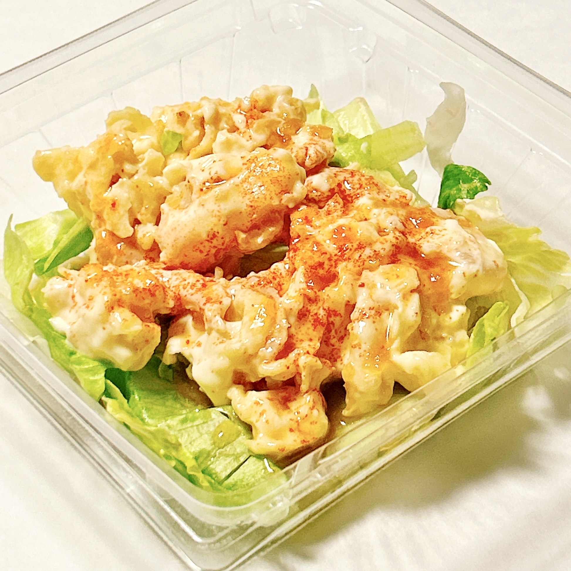 セブン‐イレブンのオススメのサラダ「海老マヨネーズのサラダ」