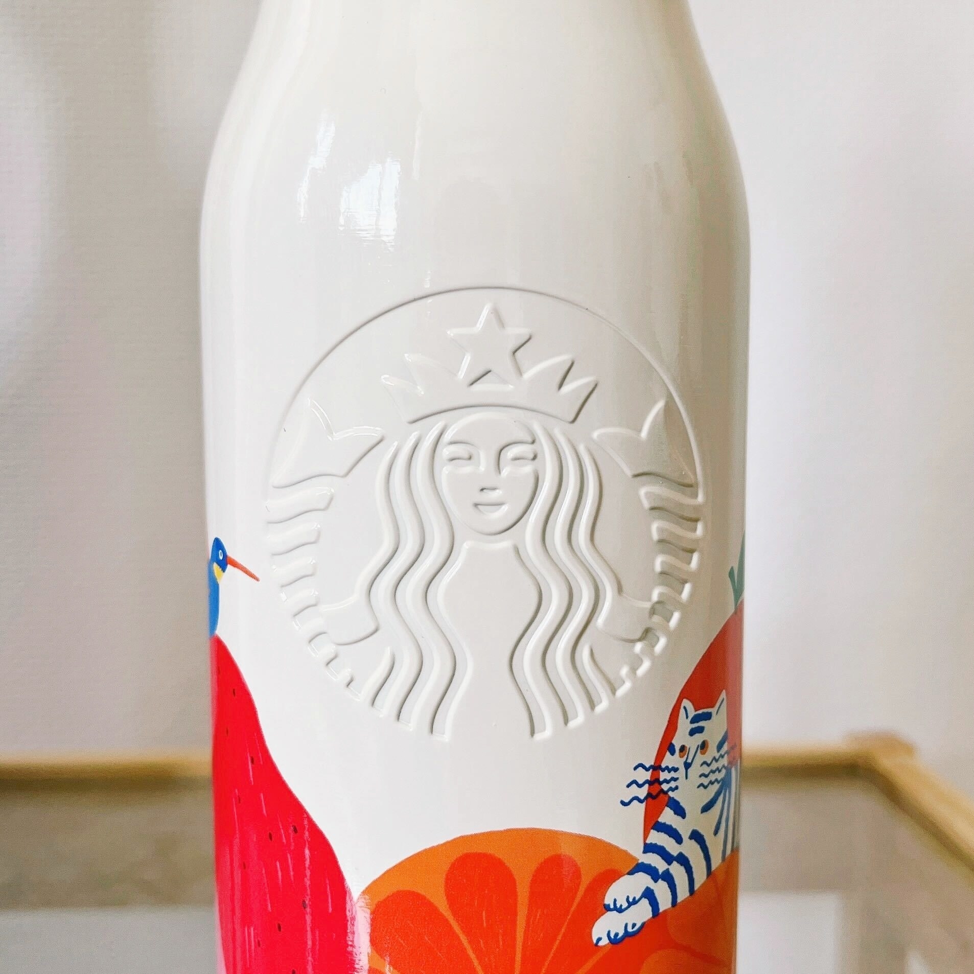 Starbucks Coffee（スターバックスコーヒー）のオススメのボトル「ステンレスロゴボトルカラフルフルーツ473ml」