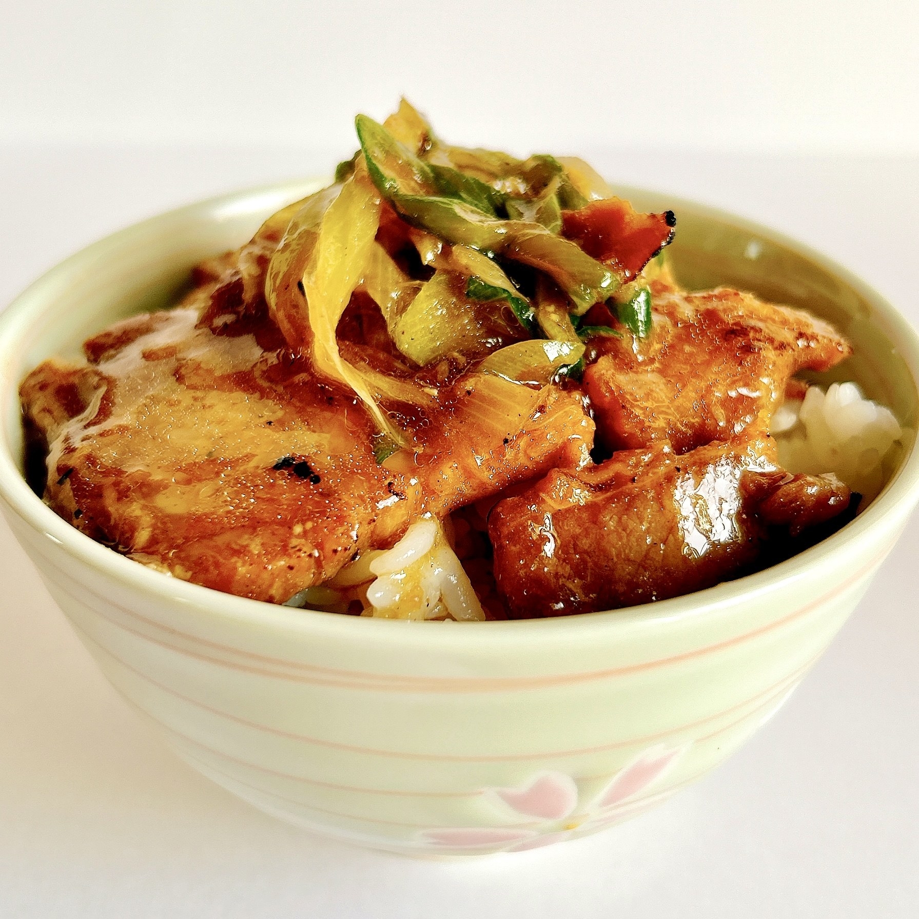 セブン‐イレブンのオススメの冷凍食品「7プレミアム 炙りチャーシュー」