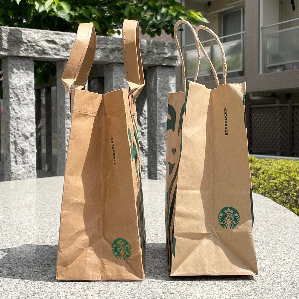 【スタバ新作】見た瞬間、買うって決めた…！お店の紙袋そのまんまの「おしゃれバッグ」荷物がたっぷり入って便利すぎる！