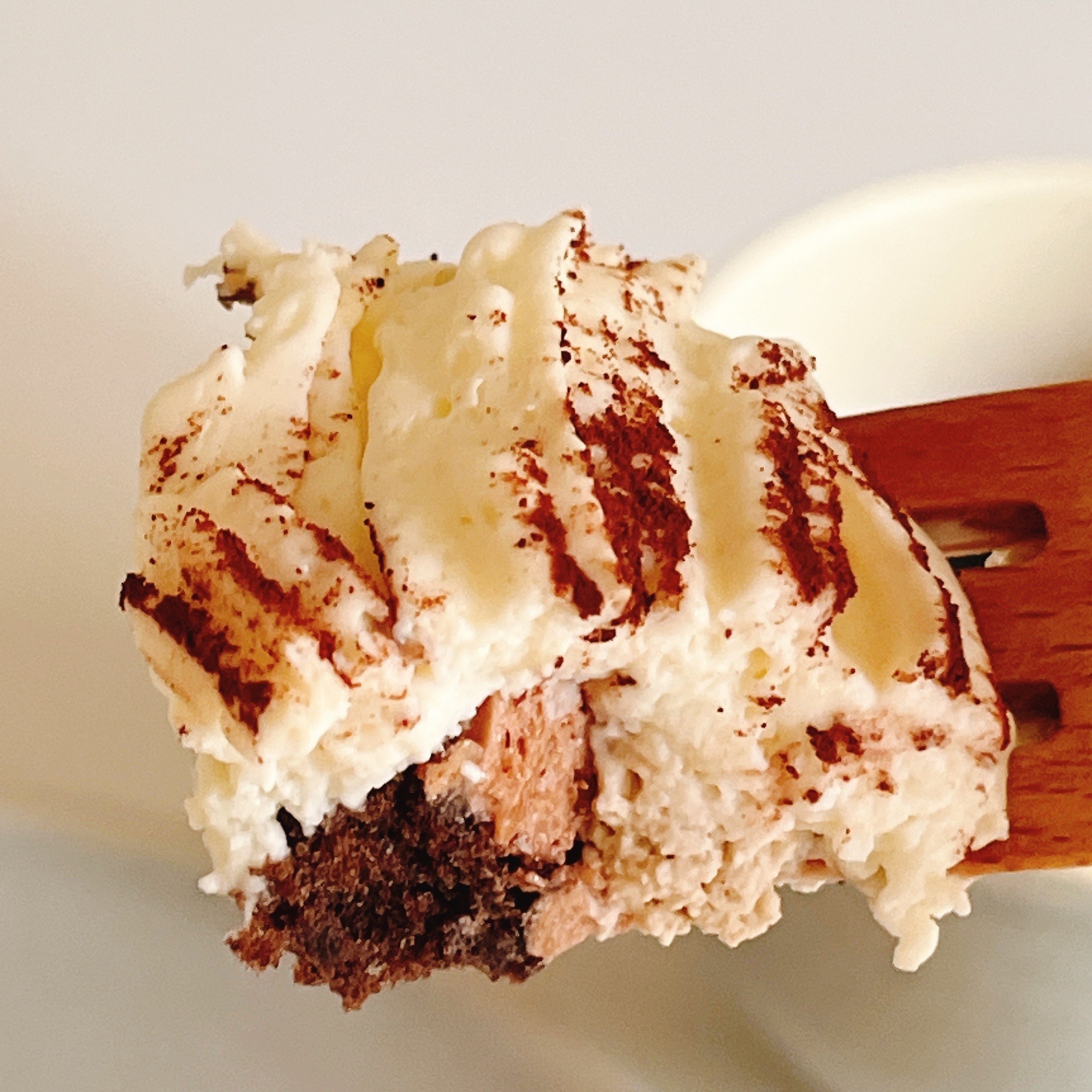 LAWSON（ローソン）のオススメのスイーツ「Uchi Café × 猿田彦珈琲 ティラミスモンブランケーキ」