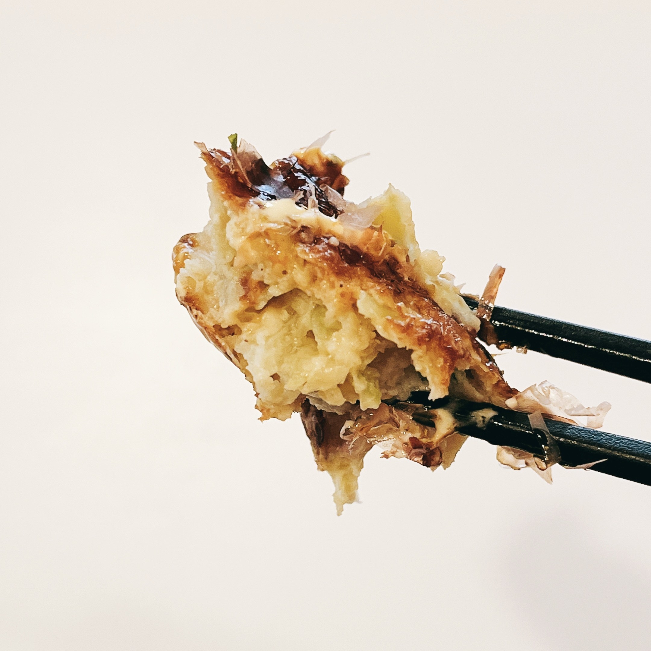 業務スーパーで買えるおすすめ商品「オートミールで作ったいかお好み焼き」