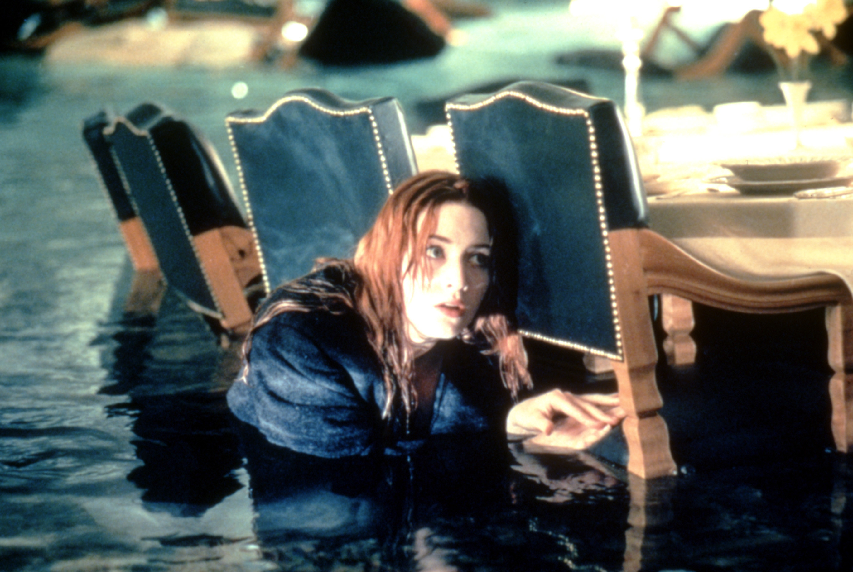Kate submerged up to her chest in water in a scene from Titanic