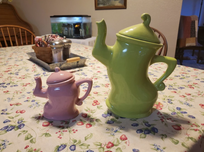 slanted porcelein teapots