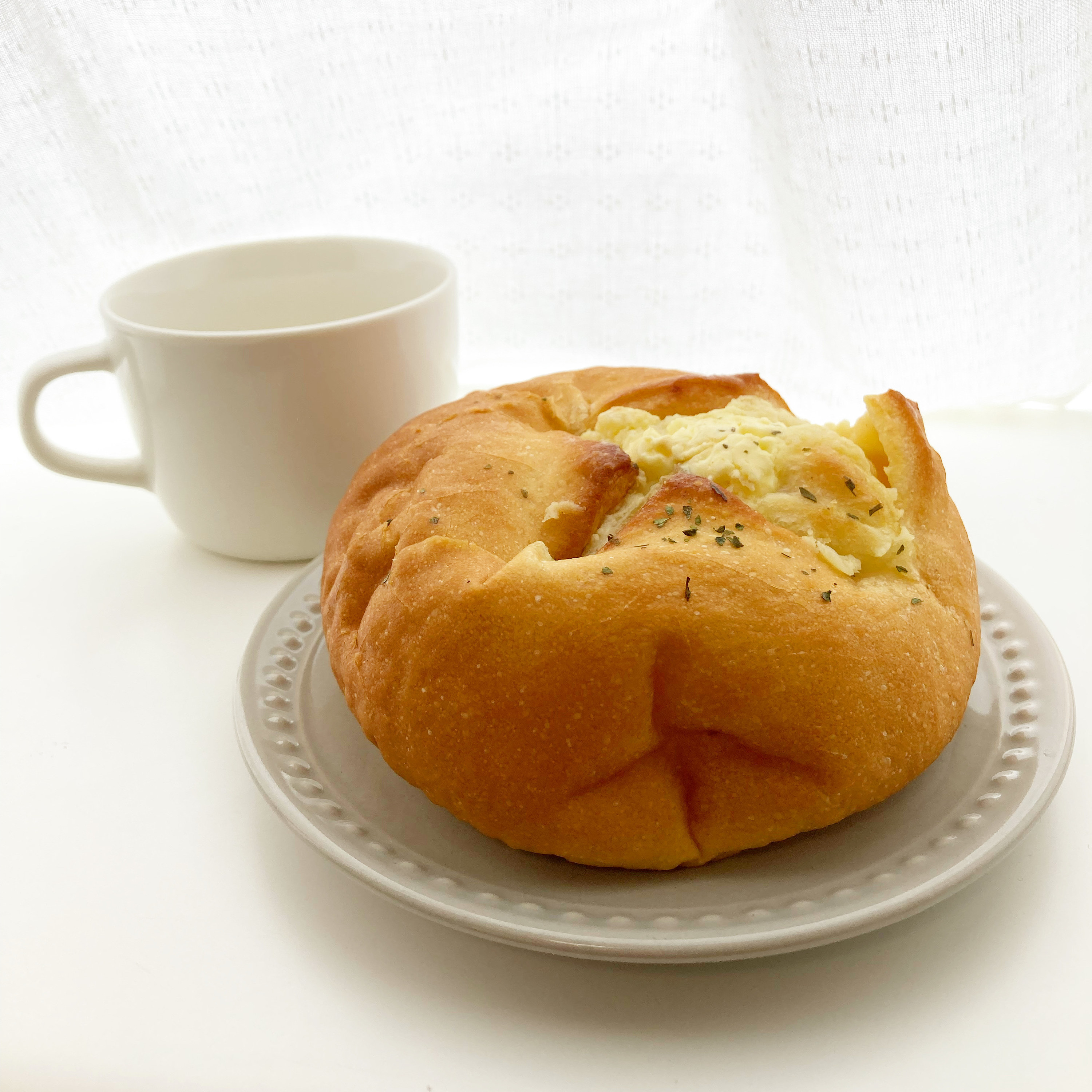 LAWSON（ローソン）の欲張りパン「ポテトフランス」