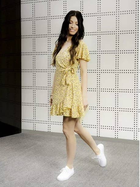 30 Dresses From Walmart That Are Definitely Ready For Warm Weather 3 weather Design uses yellow wrap gown
