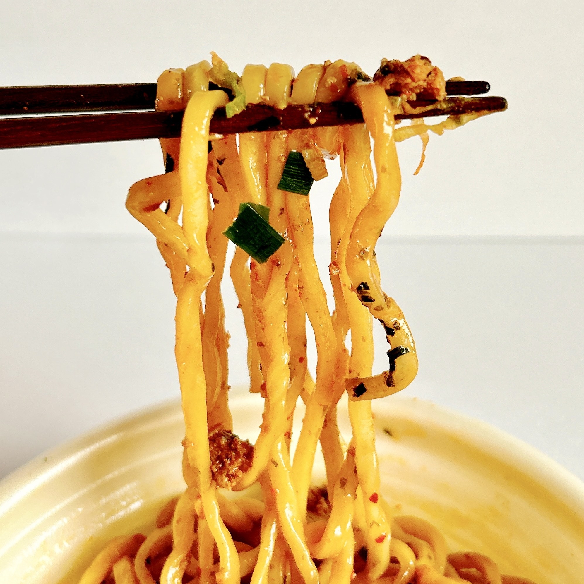 セブン‐イレブンのオススメの麺類「台湾風まぜそば」