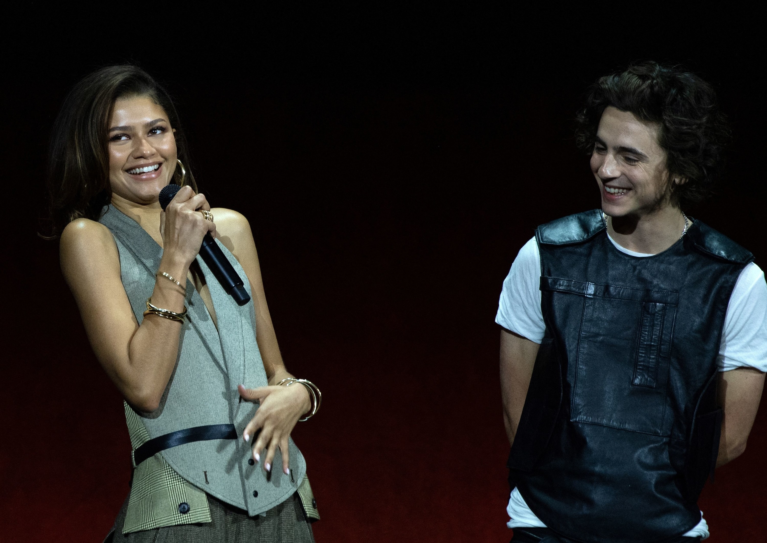 Zendaya and Timothée smiling