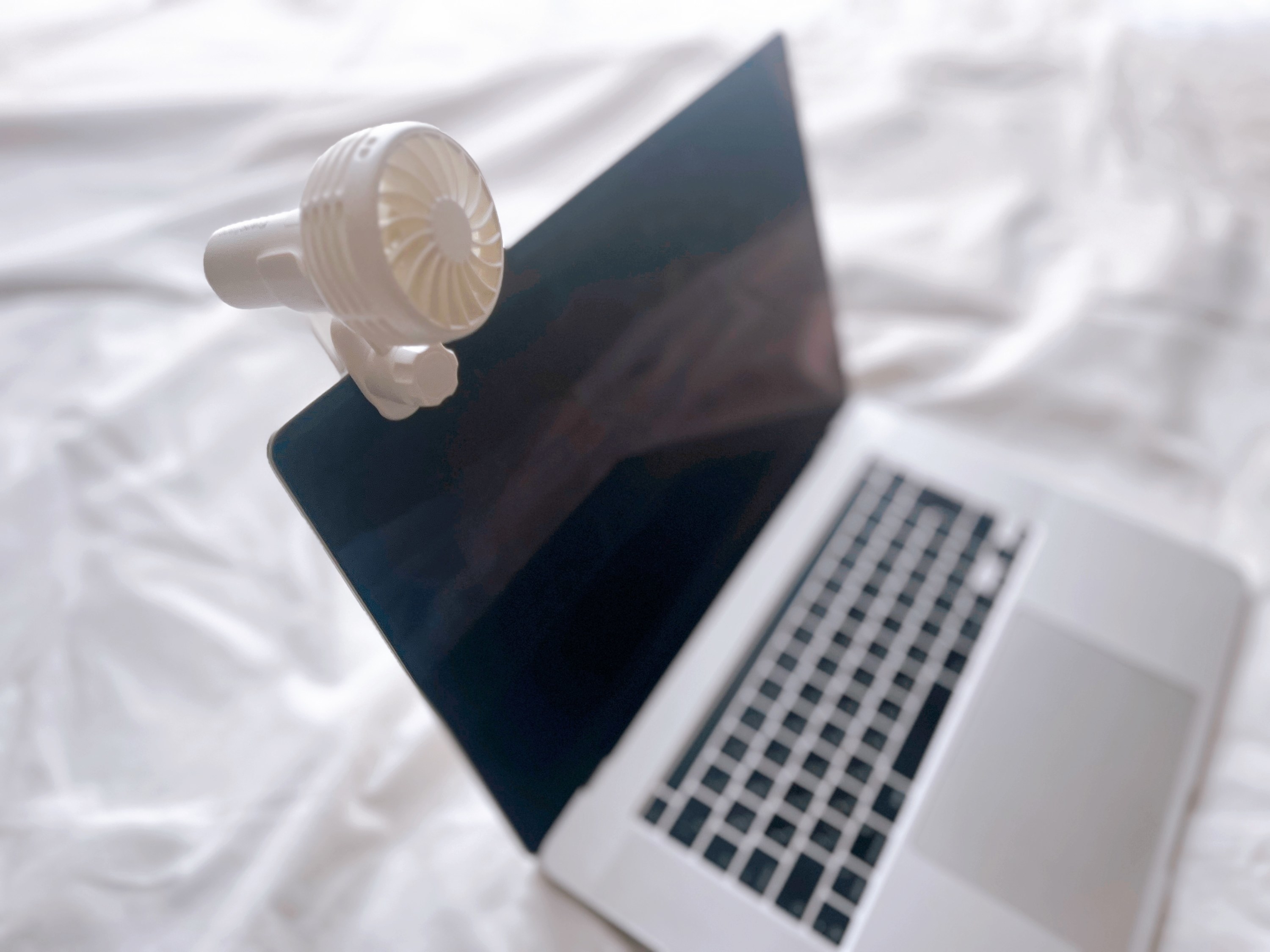 Francfranc（フランフラン）のオススメのひんやり便利グッズ「フレ ミニファン（扇風機）」