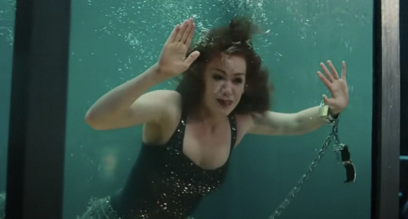 Isla Fisher as Henley Reeves underwater in Now You See Me