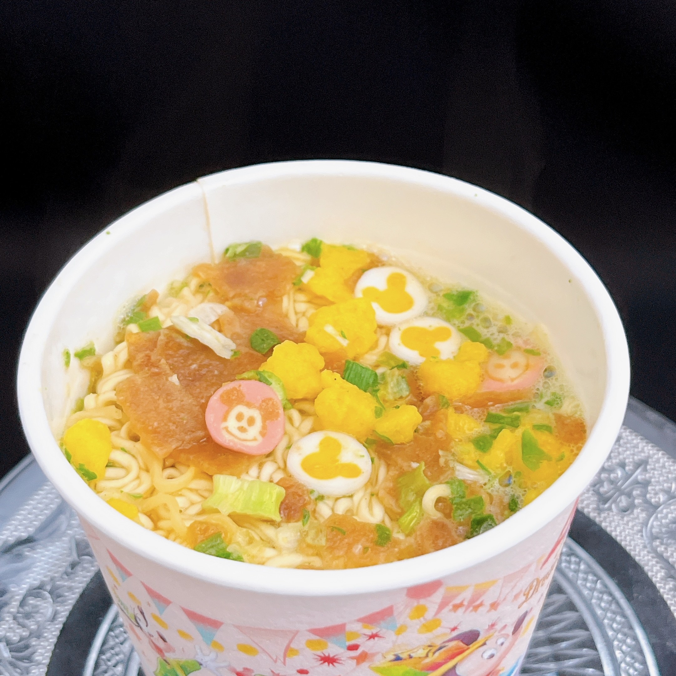 ディズニーランドのおすすめ土産「カップラーメン（オリジナルしょうゆ味）」