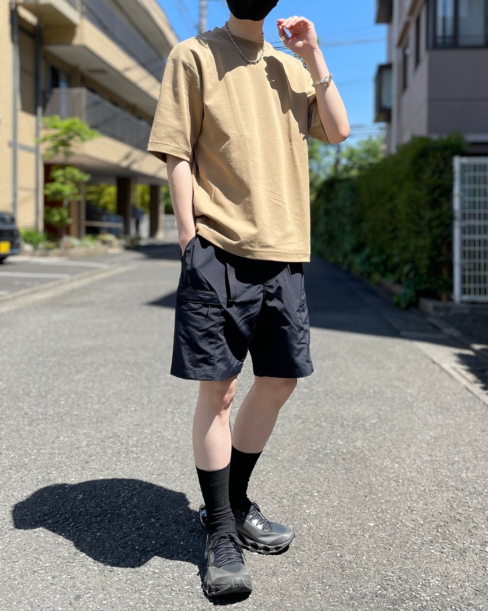 UNIQLO(ユニクロ)のおすすめのメンズアイテム「エアリズムコットンオーバーサイズTシャツ(5分袖)」のコーディネート