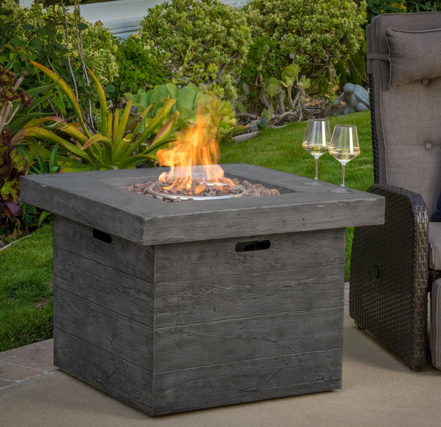 Image of the gray fire pit