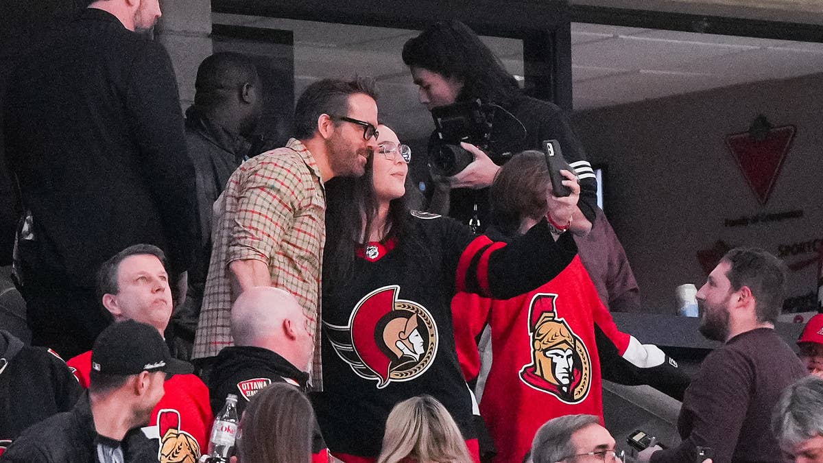 Ryan Reynolds is preparing to place a monstrous $1 billion bid on the NHL franchise as well as the Canadian Tire Centre, according to the Ottawa Sun.
