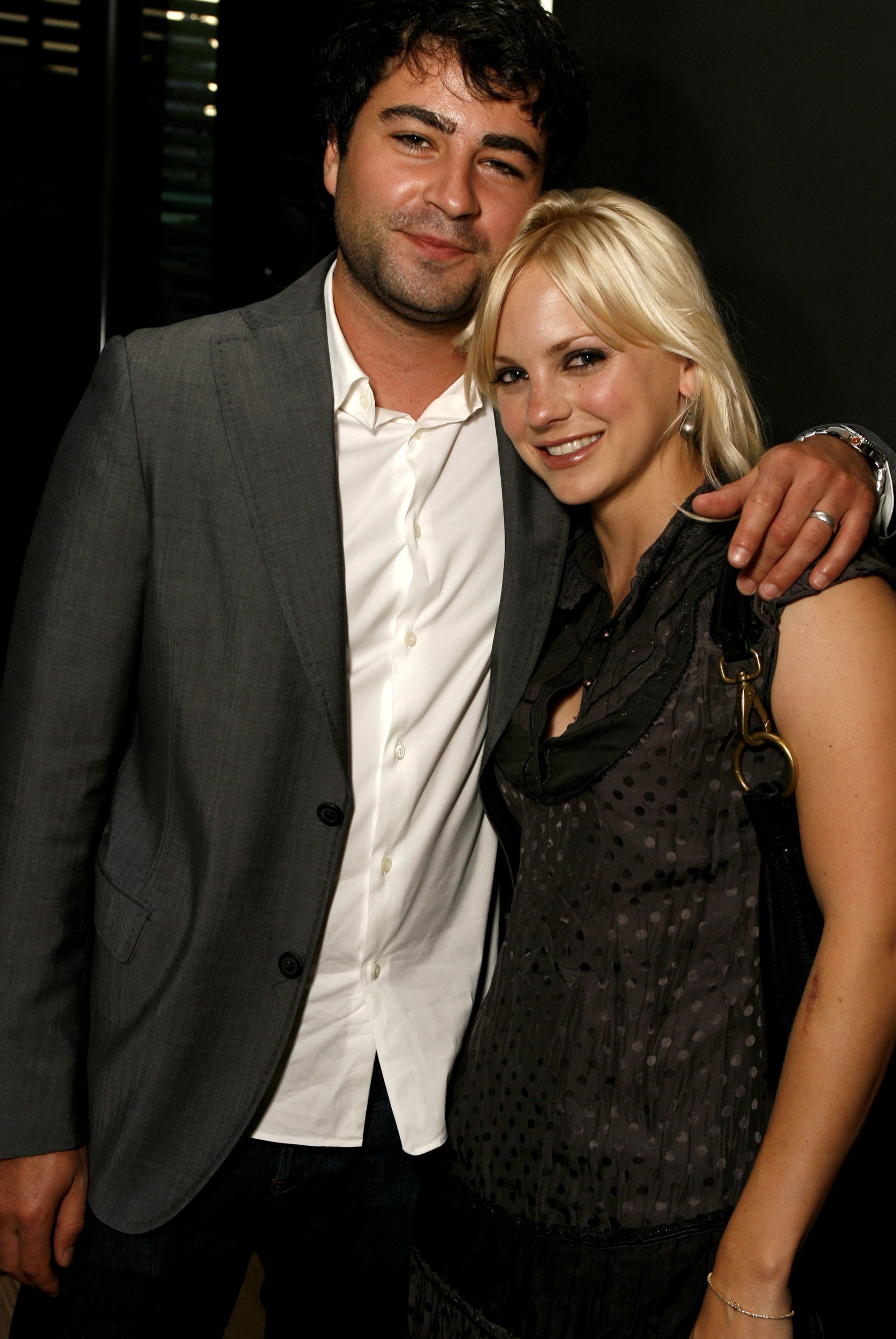 Ben Indra and Anna Faris embrace