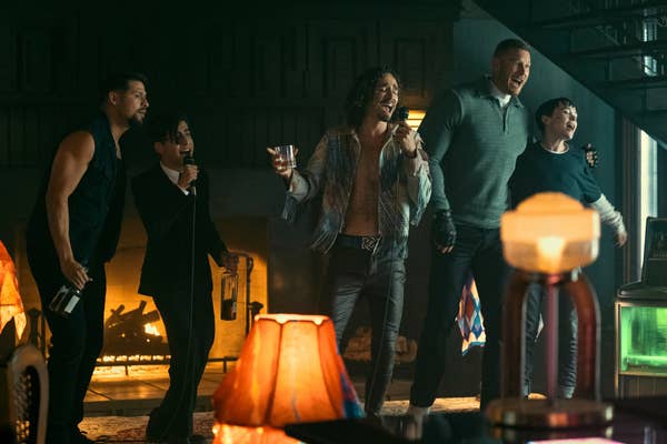 Screenshot from &quot;The Umbrella Academy&quot;
