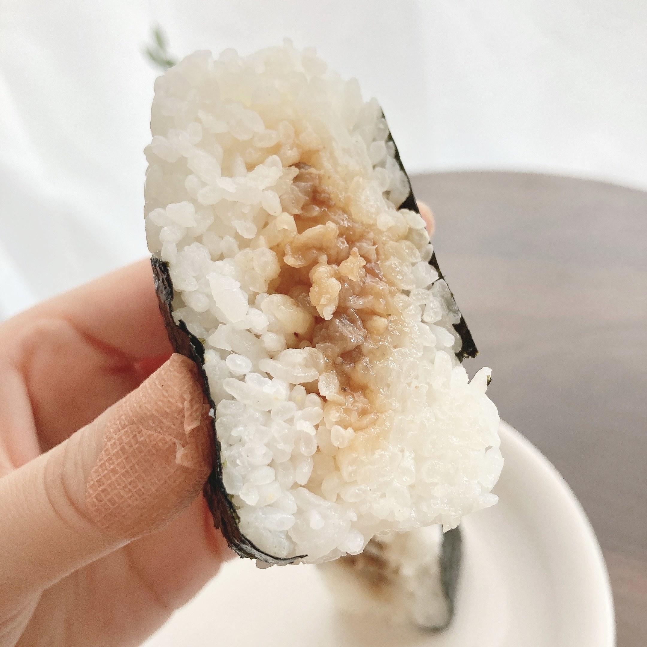 FamilyMart(ファミリーマート)のオススメのおにぎり「ごちむすび 国産黒毛和牛のすき煮」