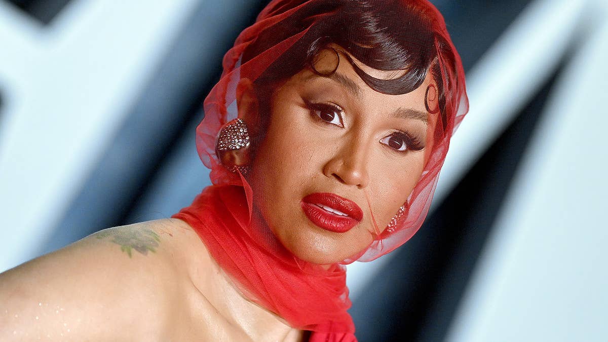 Cardi B jumped on Twitter to call out hater culture. Cardi says she can tell people were nerds back in high school and their 'Mean Girls' personality is fake.
