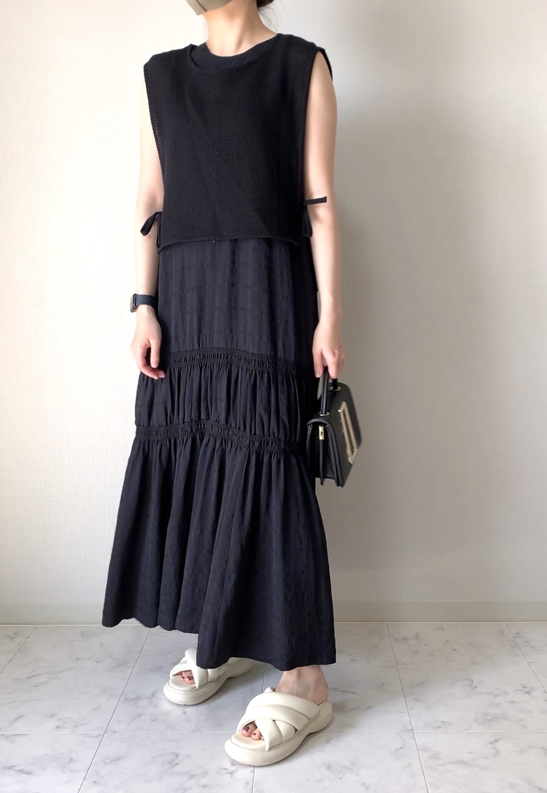 GU（ジーユー）のおすすめのレディースアイテム「パフィークロスベルトサンダル」のコーディネート