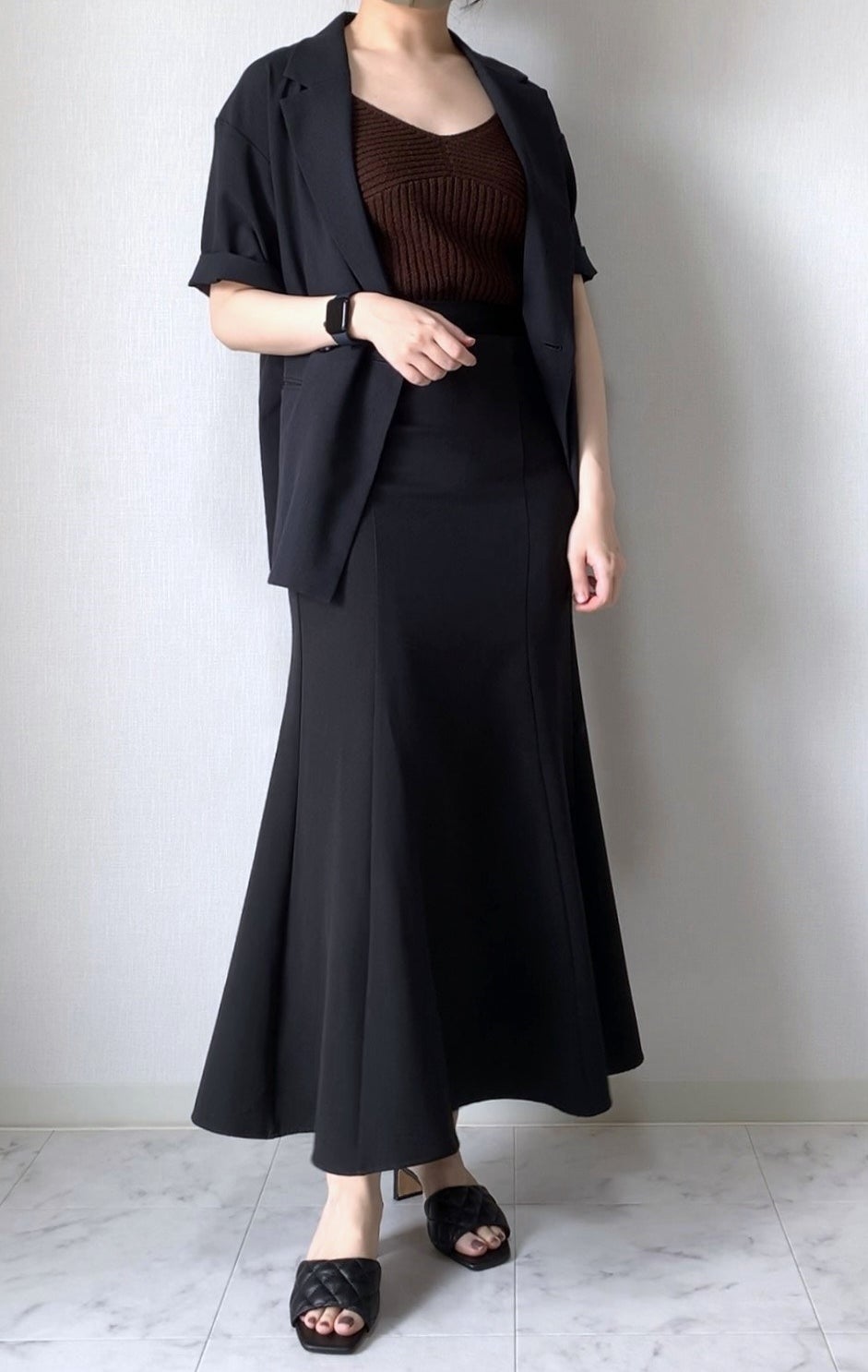 GU（ジーユー）のおすすめのレディースアイテム「リブニットキャミソール」のコーディネート