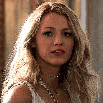 serena from gossip girl looking confused