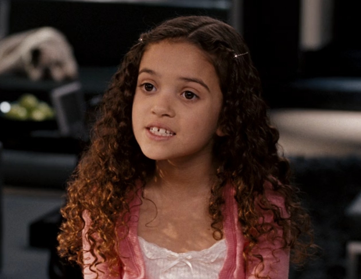 Madison Pettis as Peyton talks to Stella in &quot;The Game Plan&quot;