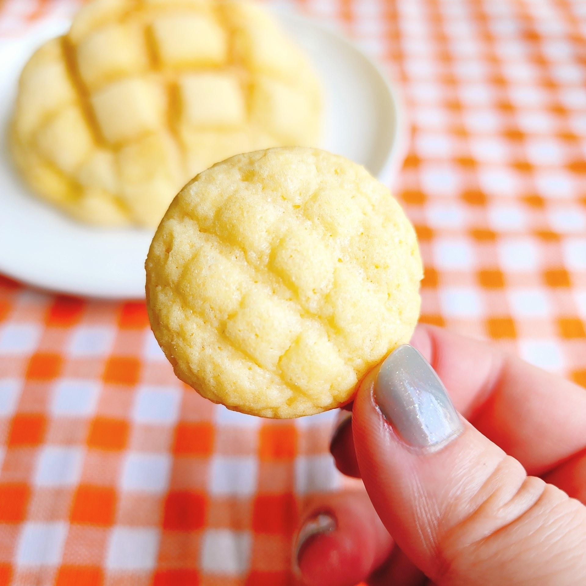 FamilyMart（ファミリーマート）のおすすめお菓子「カバヤ 小さなファミマ・ザ・メロンパンみたいなクッキー」