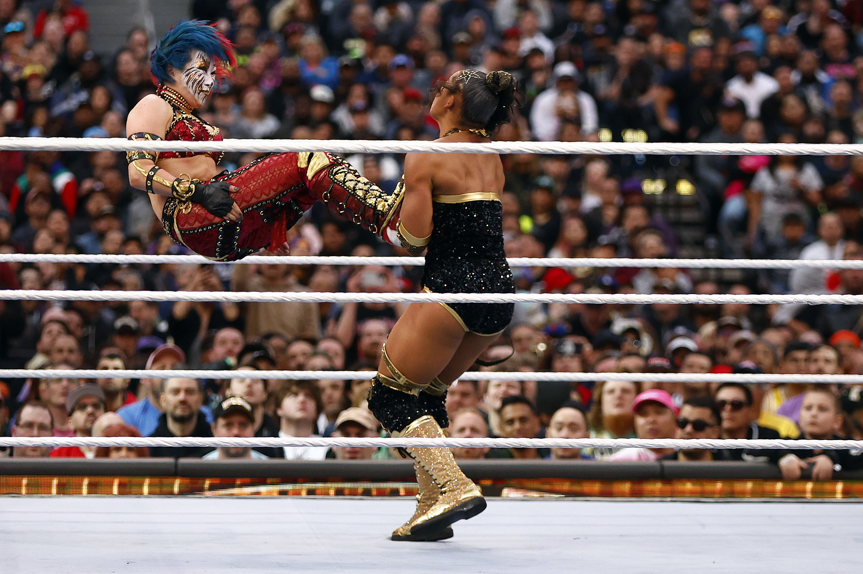 Asuka wrestles Bianca Belair for RAW Women&#x27;s Title Match during WrestleMania Goes Hollywood at SoFi Stadium on April 02, 2023 in Inglewood, California.
