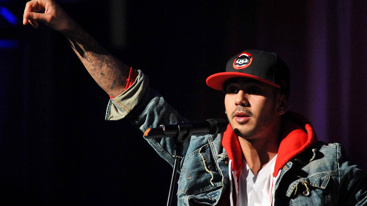 Multiple aspiring Canadian artists have accused Danny Fernandes of fraud for taking thousands of dollars after initially agreeing to help each of them.