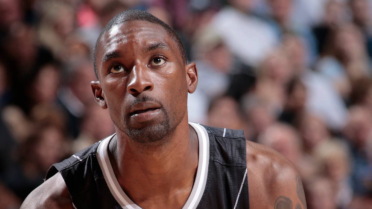 Former NBA player Ben Gordon has been arrested on weapons and threatening charges following an alleged incident at a juice shop in Connecticut.